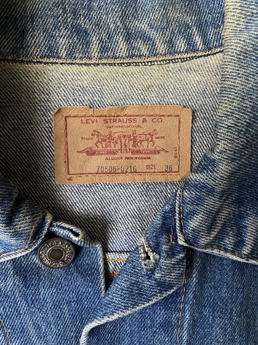 Vintage 1980s Canadian Levi's 70506-0216 Denim Jacket