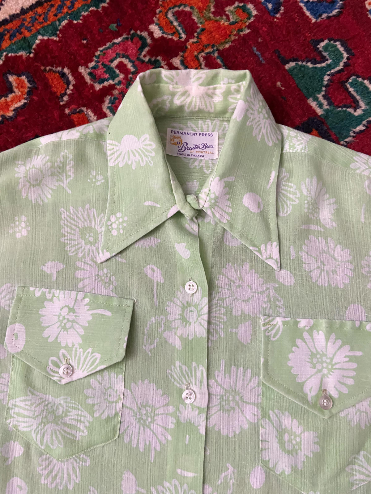 Vintage 1970s Green White Print Shirt
