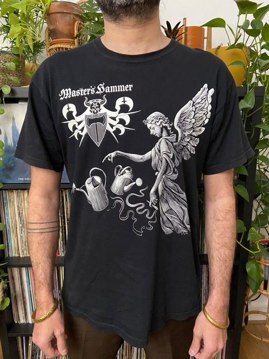 Master's Hammer Vracejte Konve Na Místo T-Shirt