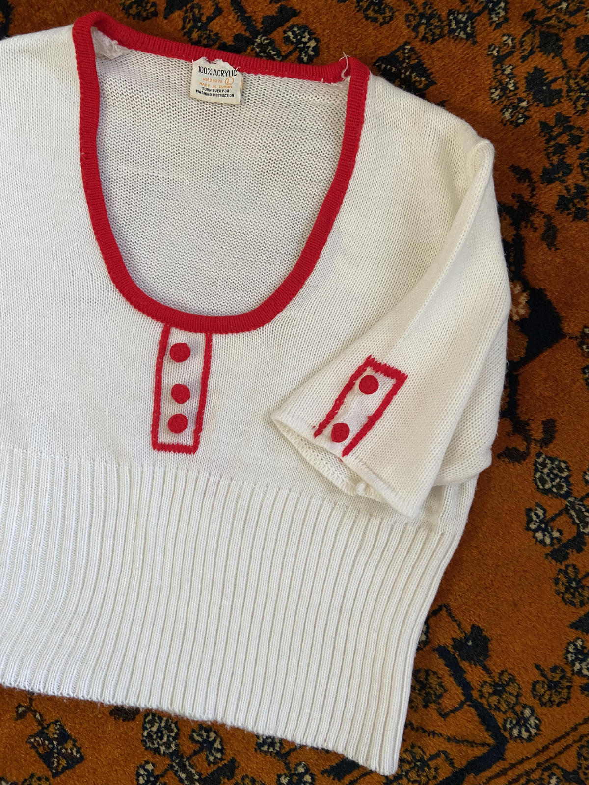 Vintage 1970s White Pom Pom Knit Top