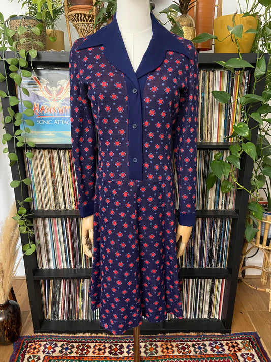 Vintage 1970s Navy Red Knit Dagger Collar Dress