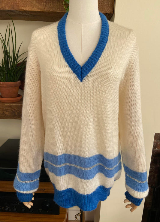 Vintage 1970s Cream Blue Silver V-Neck Jumper