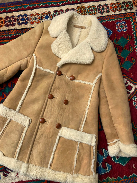 Vintage 1970s Tan Sheepskin Coat