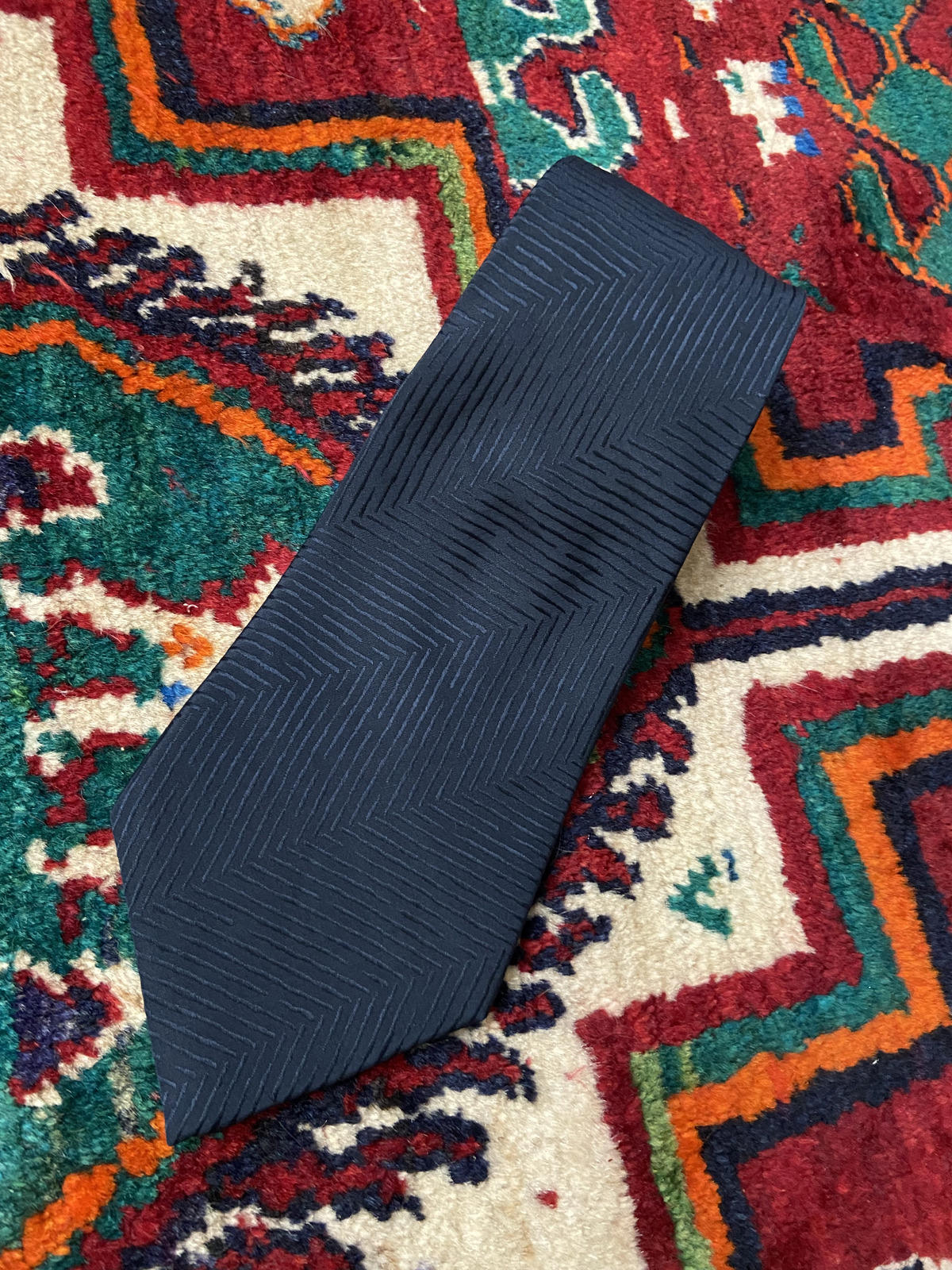 Vintage 1970s Yves Saint Laurent Navy Kipper Tie