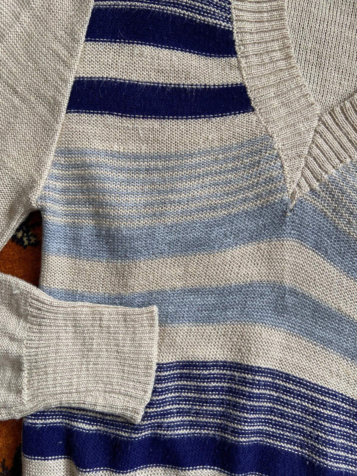 Vintage 1980s Beige Navy Striped Jumper