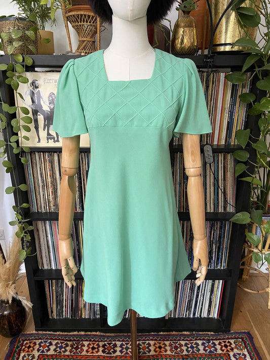 Vintage 1970s Mint Green Flutter Sleeve Mini Dress
