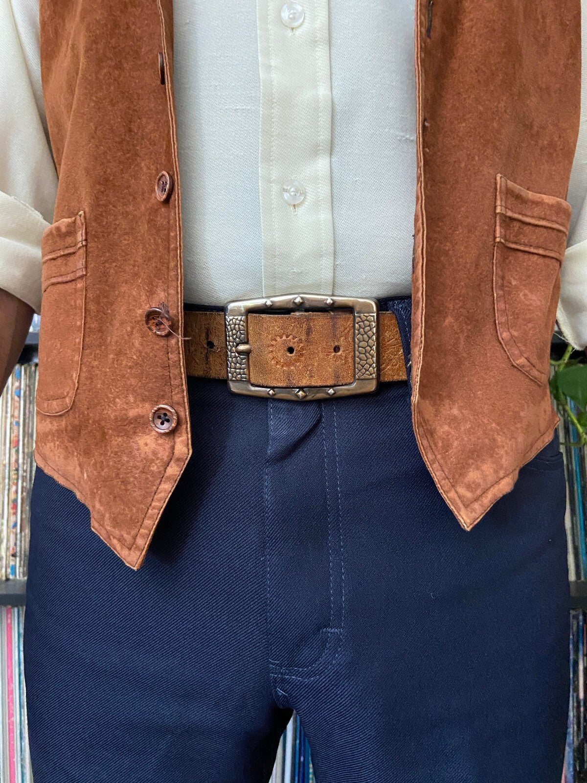 Vintage 1970s Tooled Leather Belt
