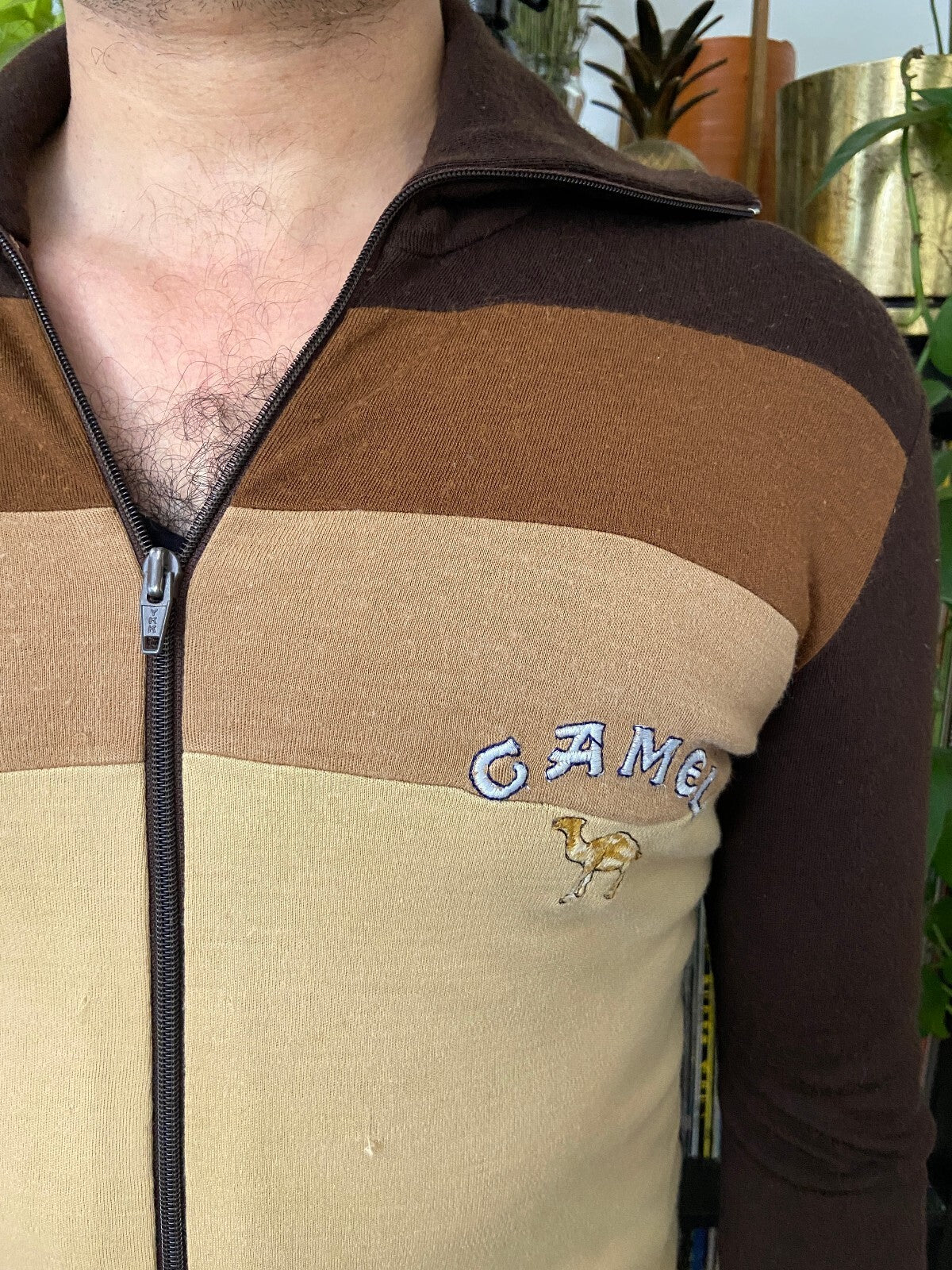 Rare Vintage 1970s Camel Track Top