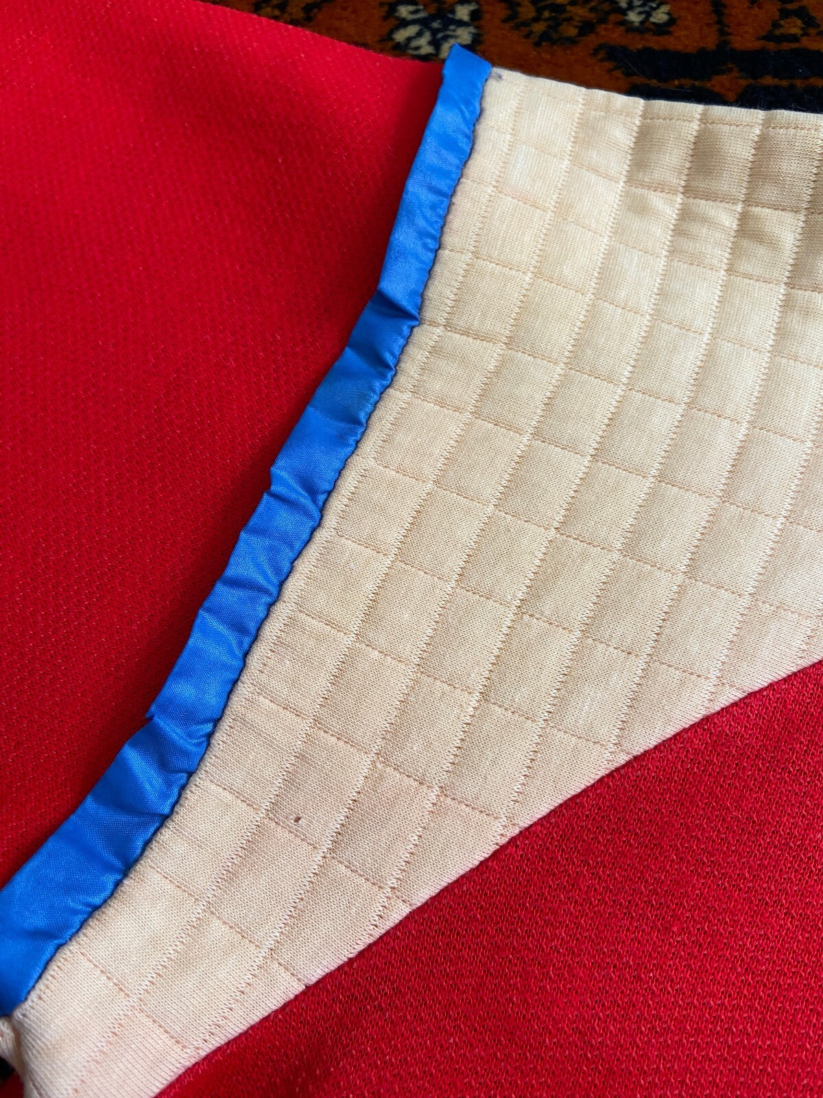Vintage 1980s Red America Sweatshirt