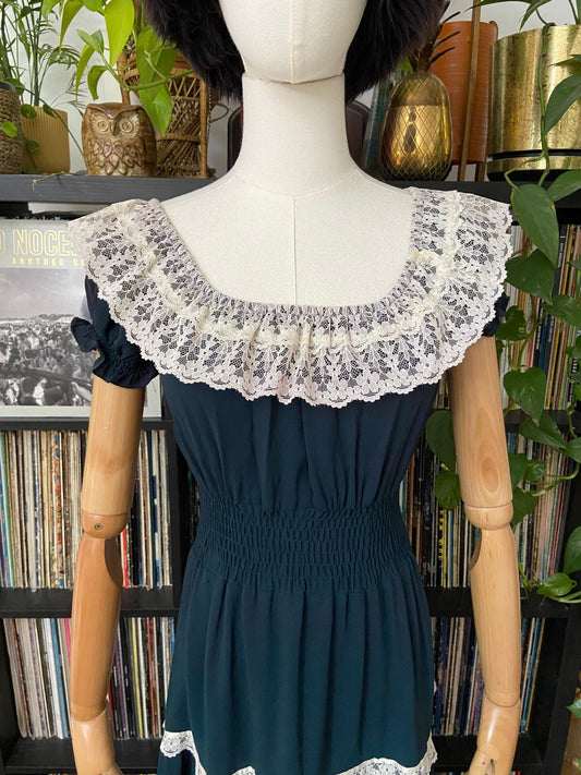 Vintage 1970s Dark Green Lace Trim Prairie Dress