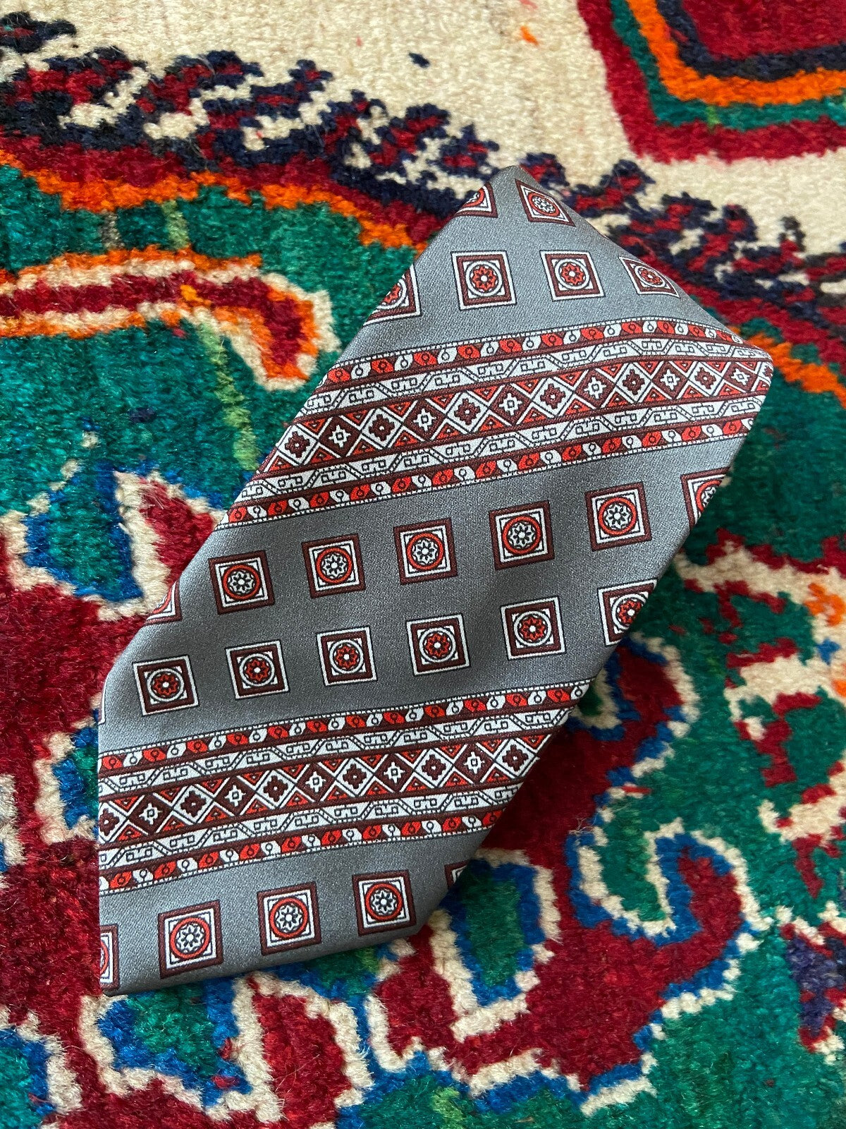 Vintage 1970s St Michael Silver & Red Tie