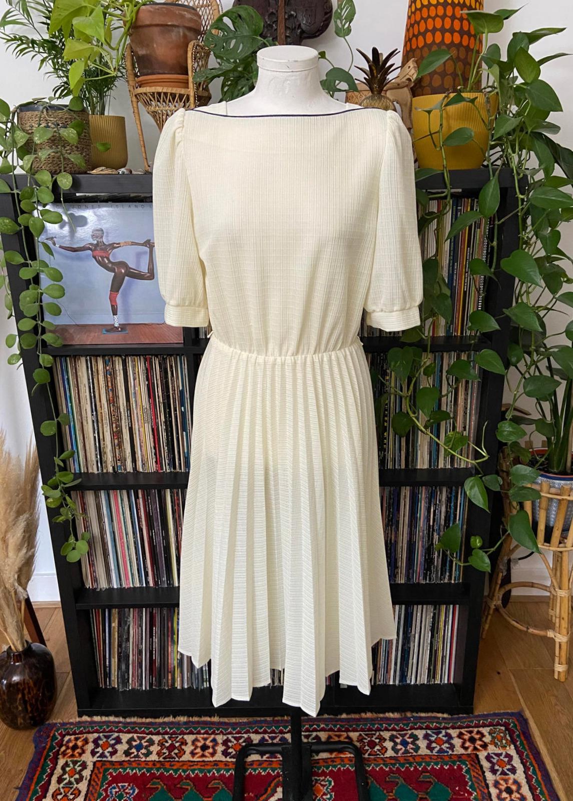 Vintage 1980s Cream C&A Dress