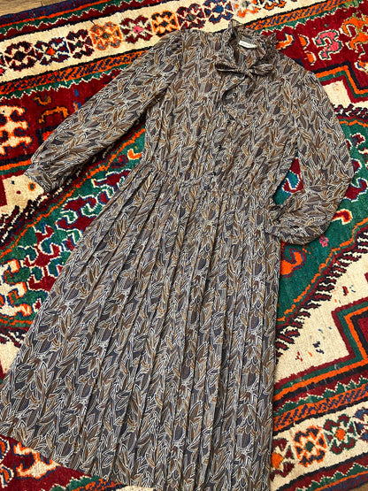 Vintage 1980s Brown Japanese Pussybow Dress