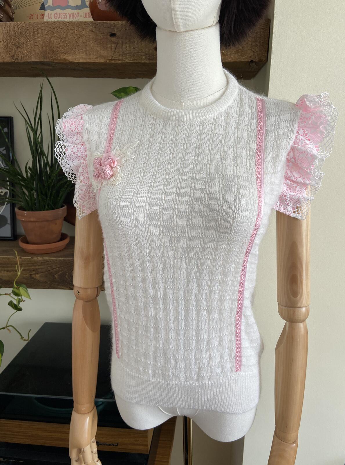 Vintage 1980s White Pink Lace Trim Knit Top