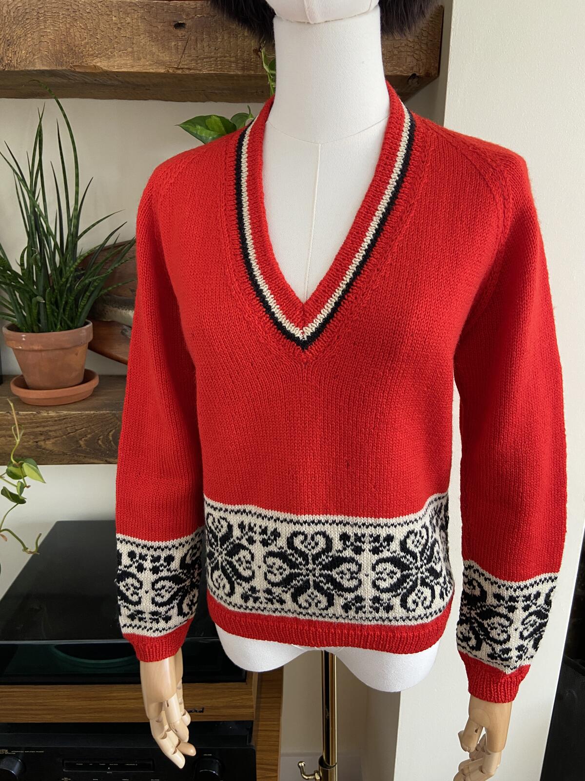 Vintage 1970s Red Nordic Patterned Jumper