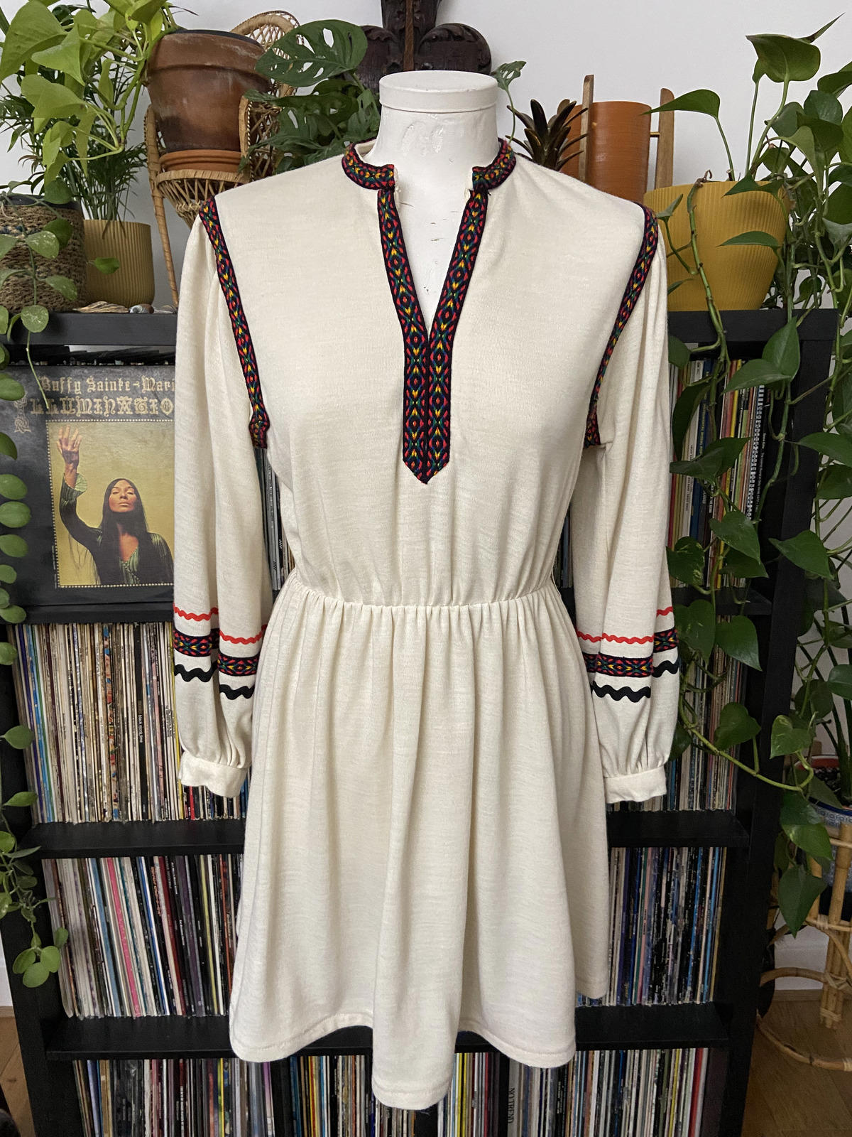 Vintage 1970s Cream Folk Mini Dress
