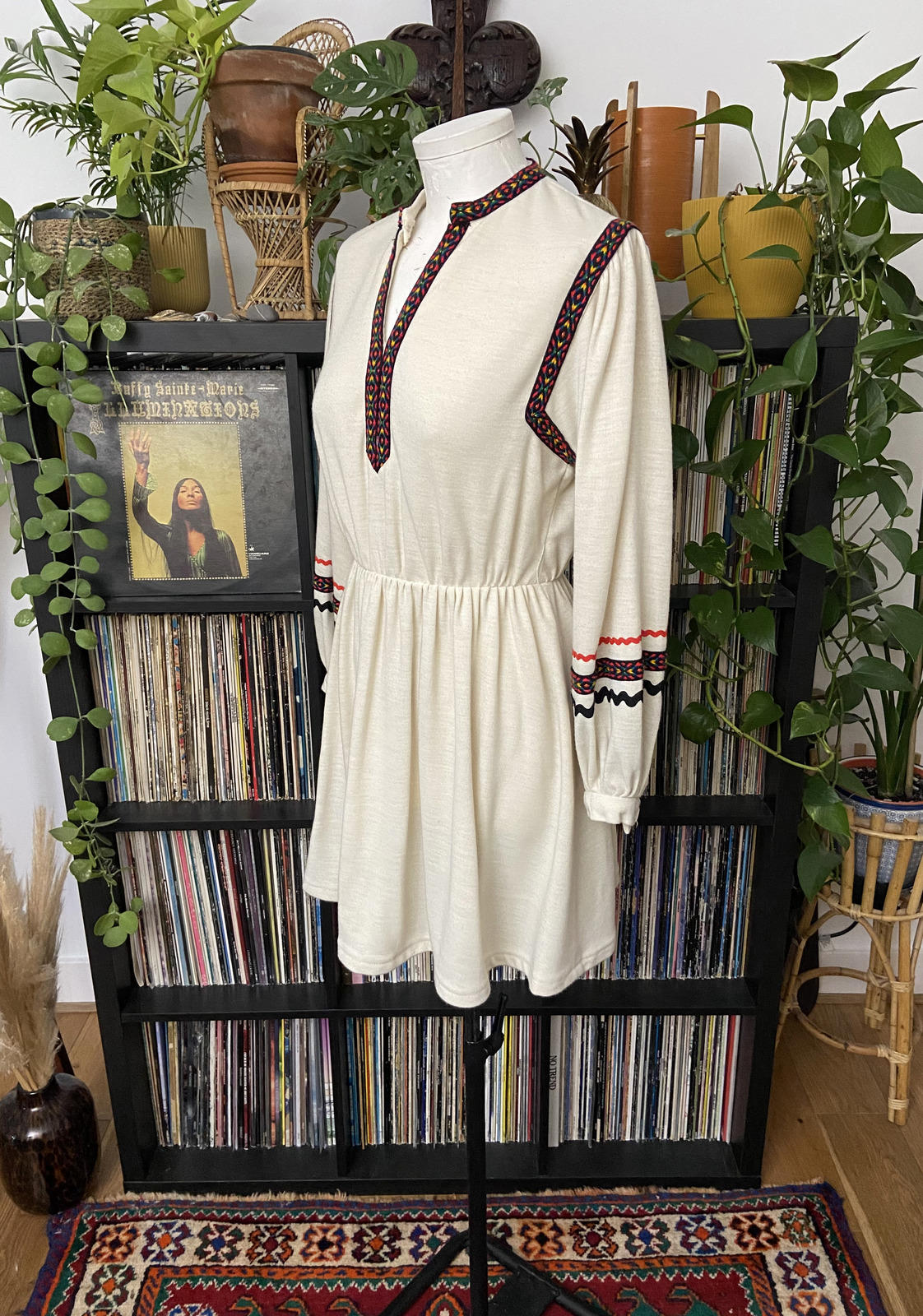 Vintage 1970s Cream Folk Mini Dress