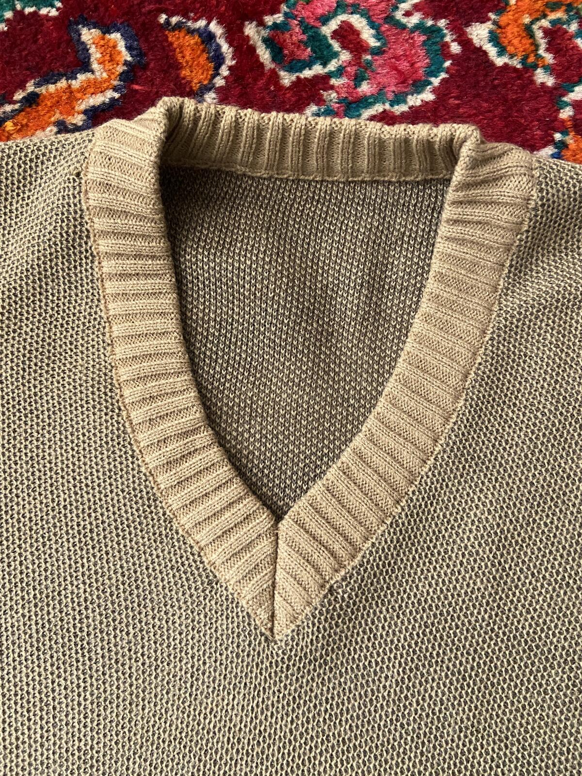 Vintage 1970s Tan V-Neck Jumper