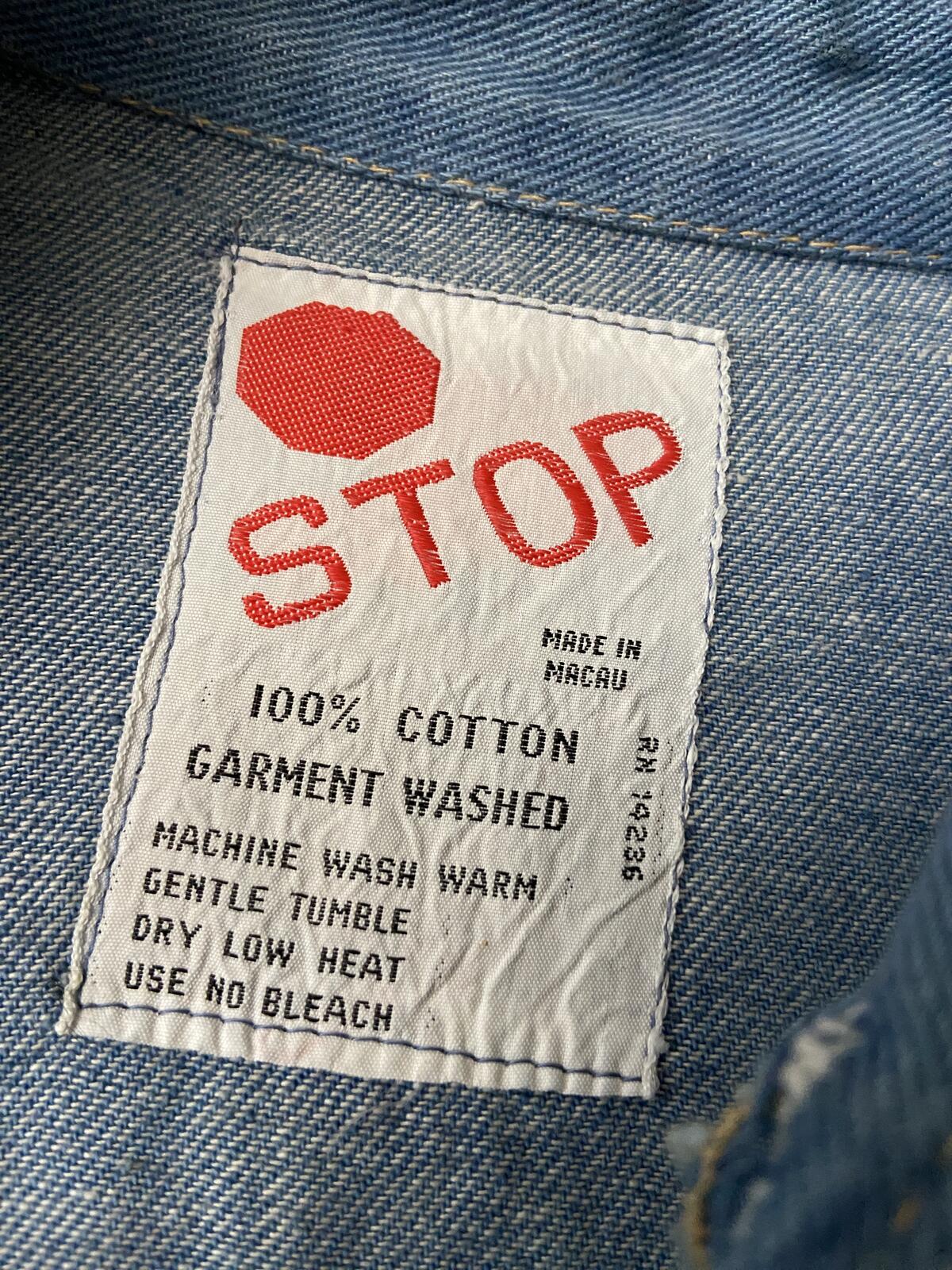 Vintage 1970s Dagger Collar Denim Shirt