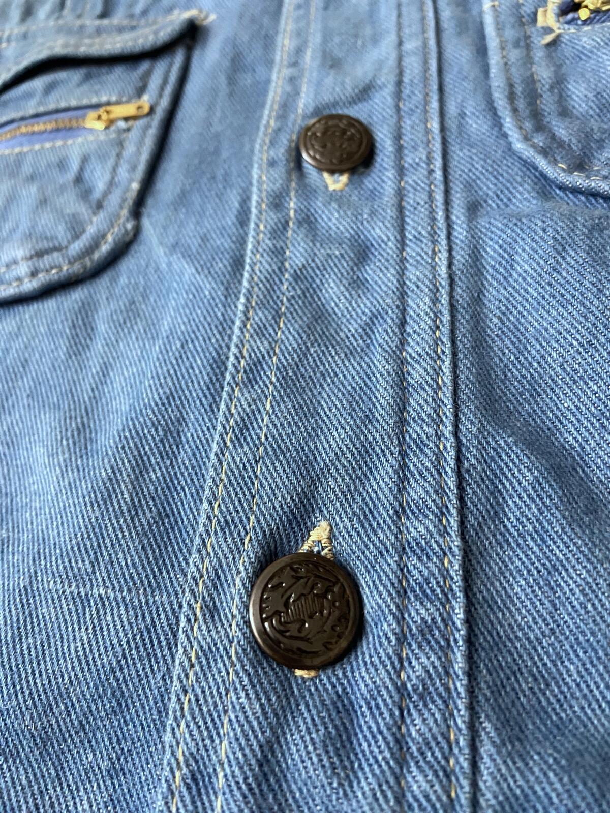 Vintage 1970s Dagger Collar Denim Shirt