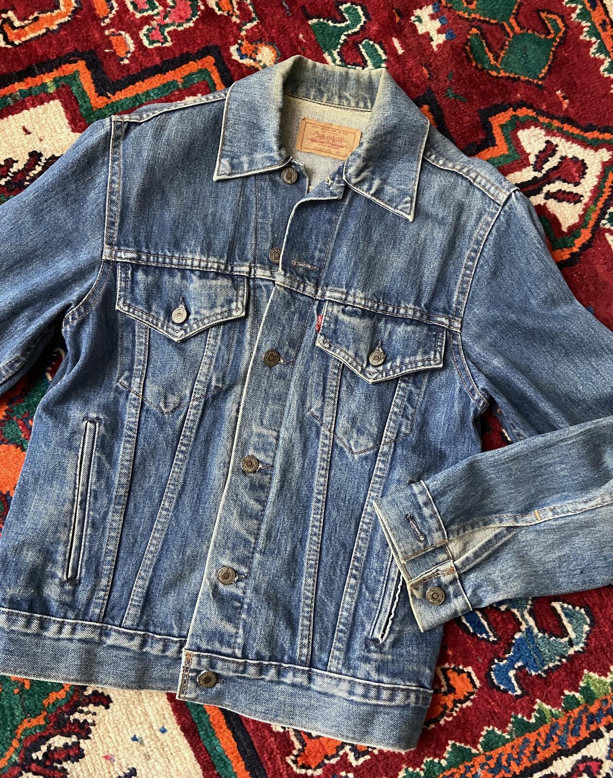 Vintage 1980s Canadian Levi's 70506-0216 Denim Jacket