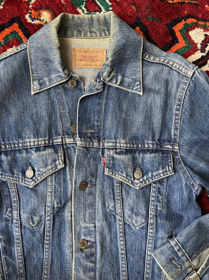 Vintage 1980s Canadian Levi's 70506-0216 Denim Jacket