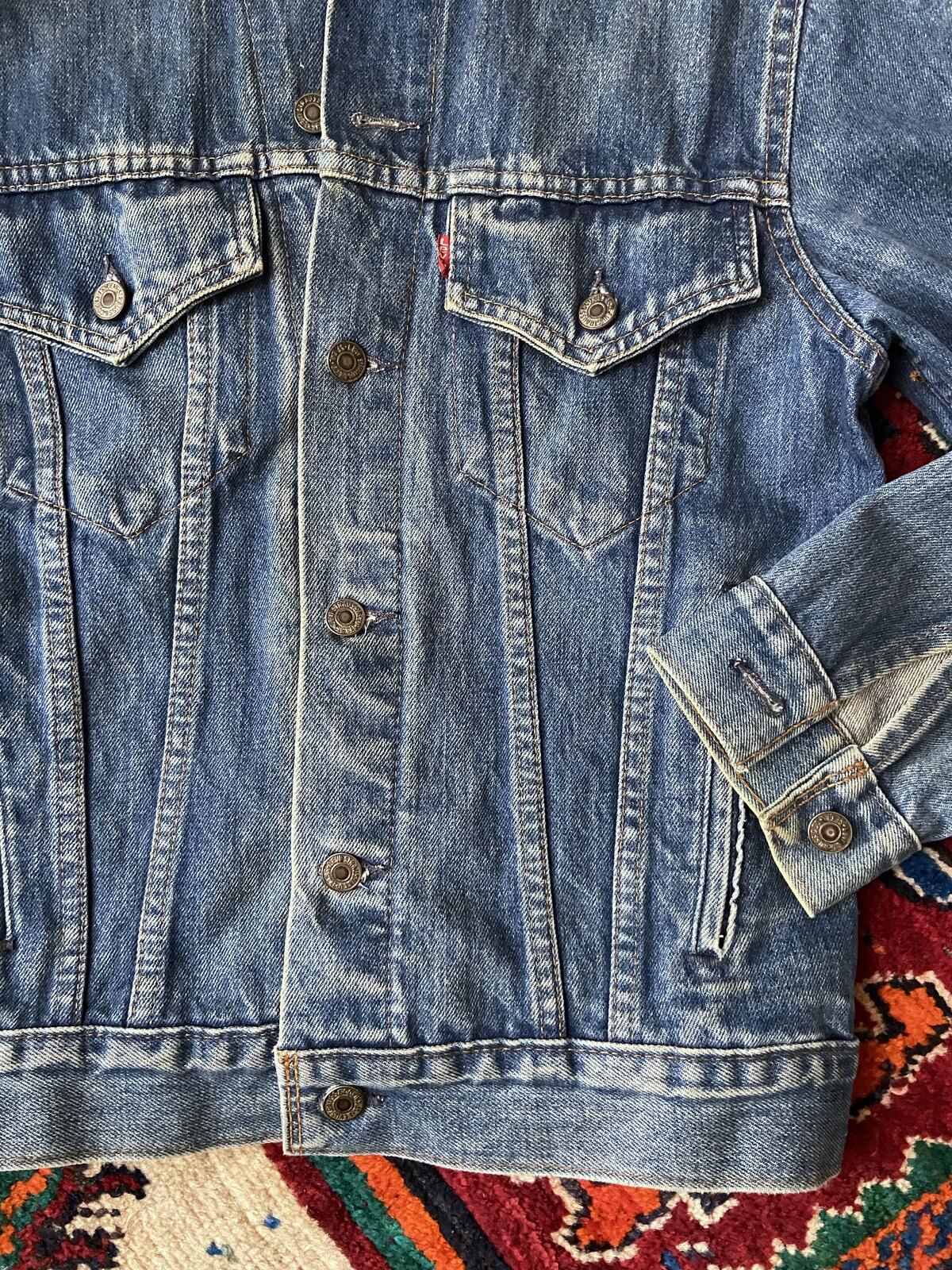 Vintage 1980s Canadian Levi's 70506-0216 Denim Jacket