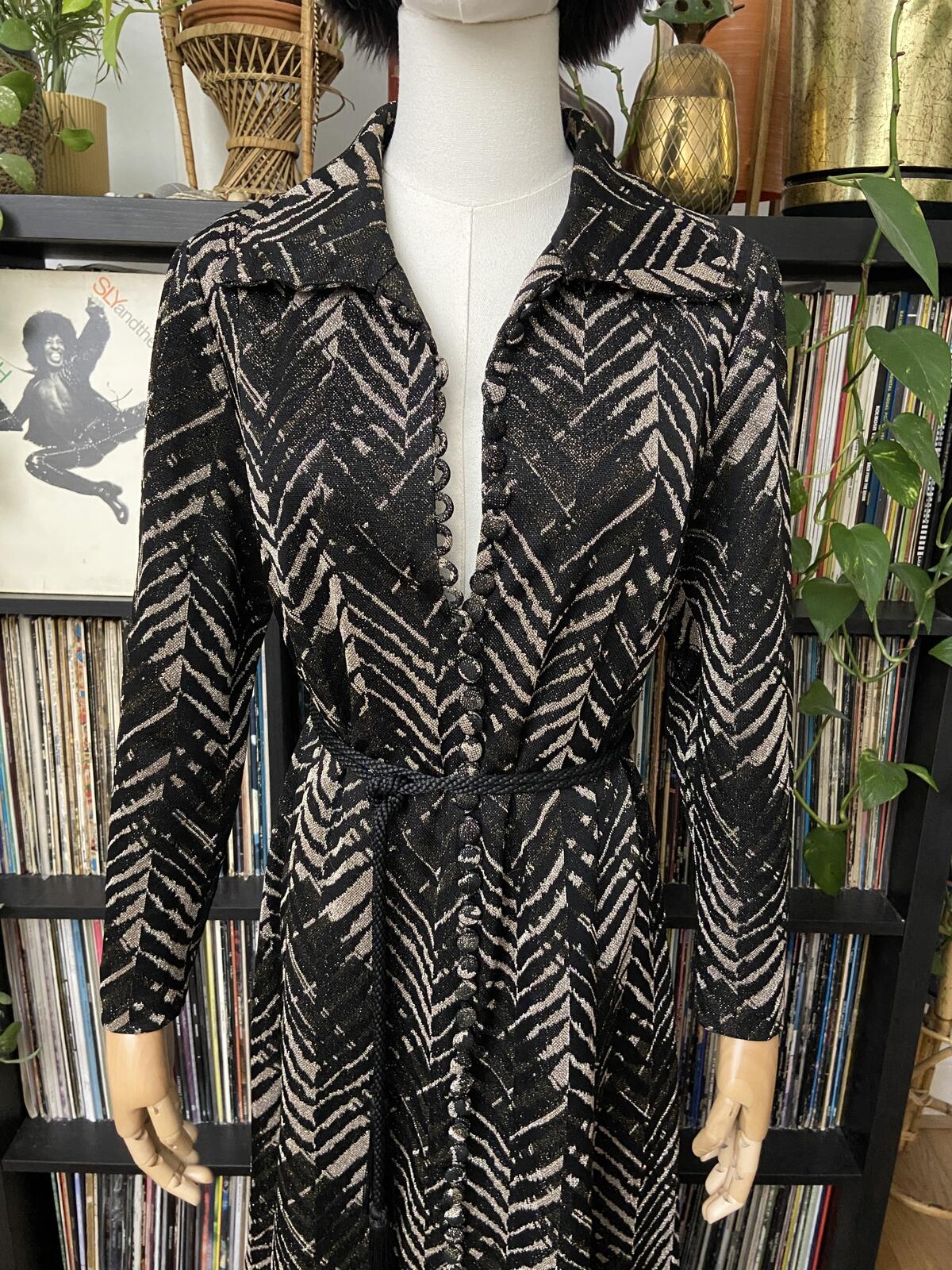 Vintage 1970s Black Gold Dagger Collar Dress