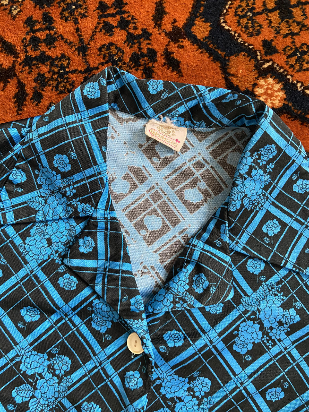 Vintage 1970s Electric Blue Black Jersey Shirt