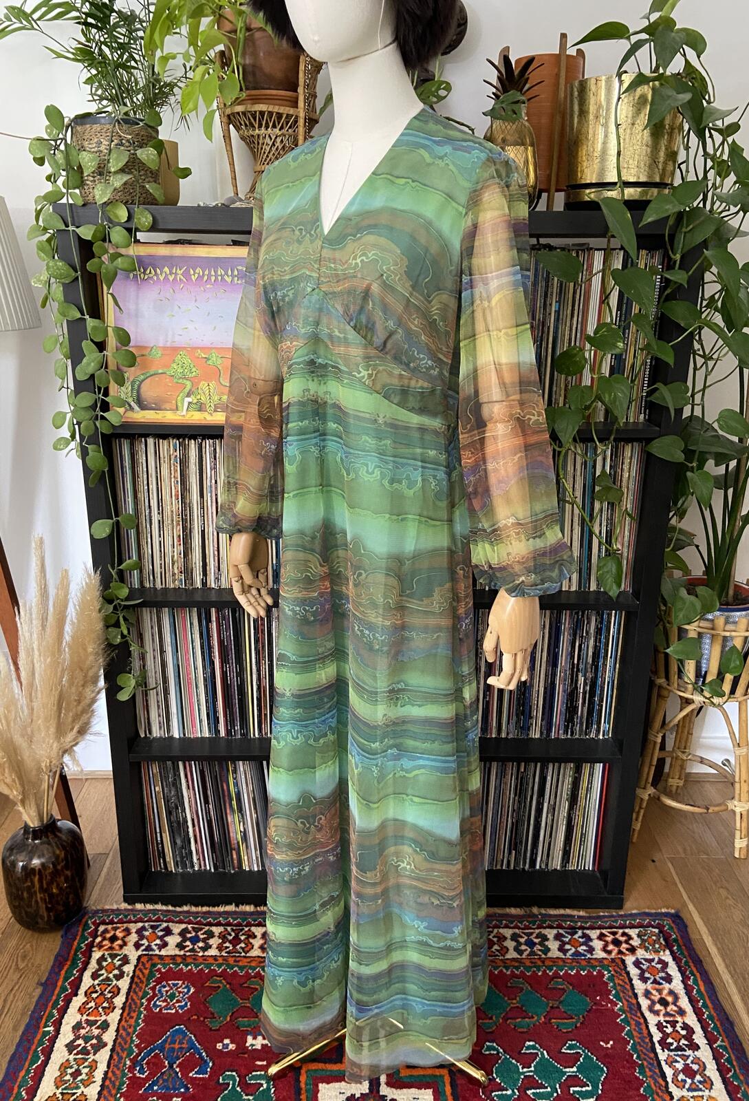 Vintage 1970s Green Psychedelic Print Maxi Dress