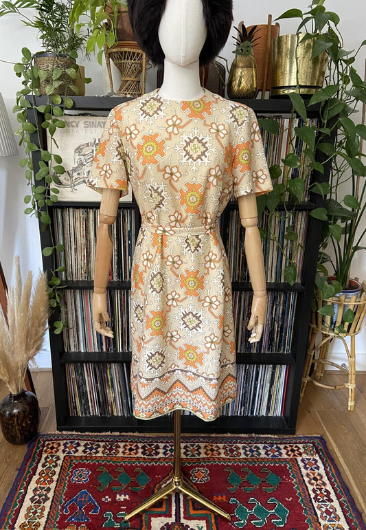 Vintage 1960s Geometric Print Shift Dress