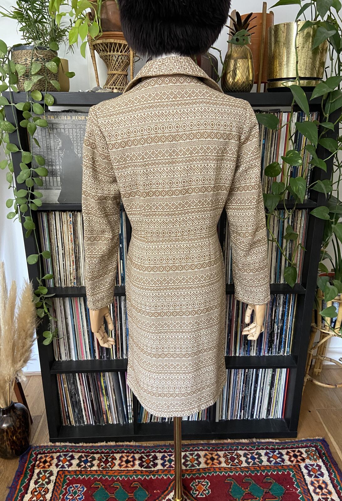 Vintage 1970s Tan Woven Lightweight Jacket