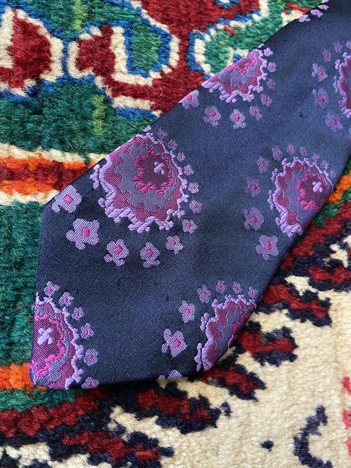 Vintage 1970s Purple & Navy Woven Patterned Tie