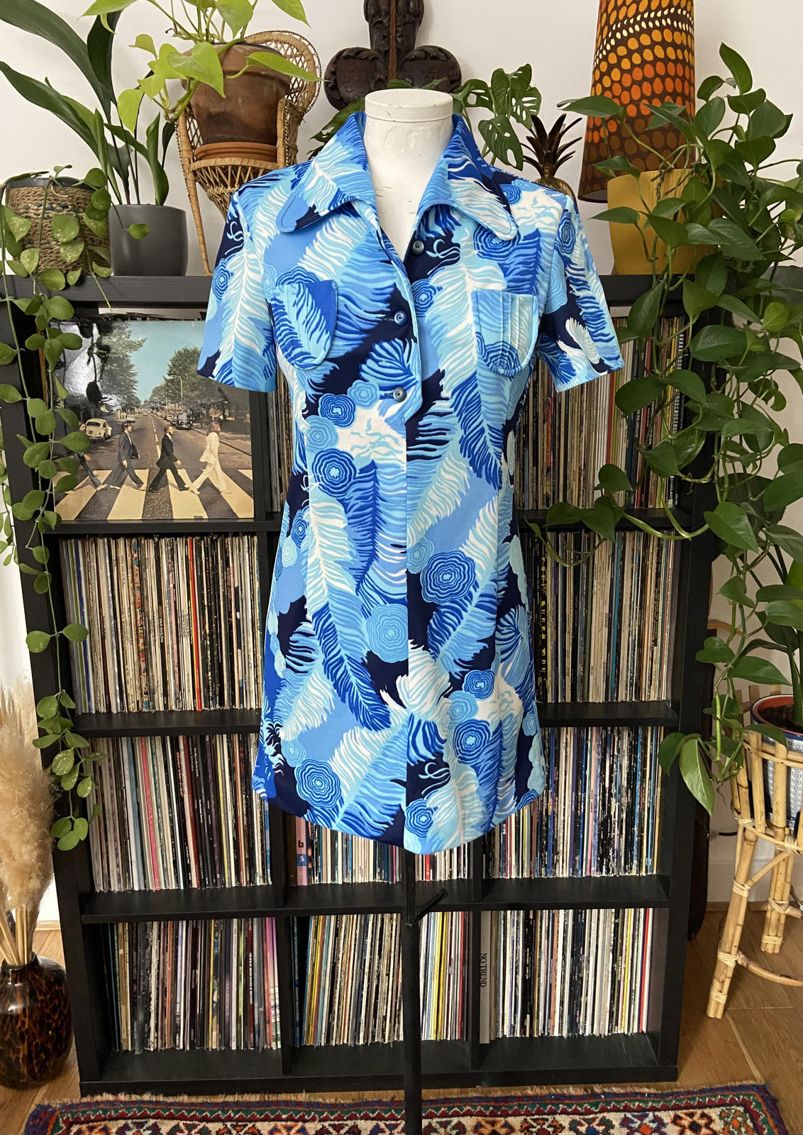Vintage 1960s Blue Beagle Collar Mini Dress