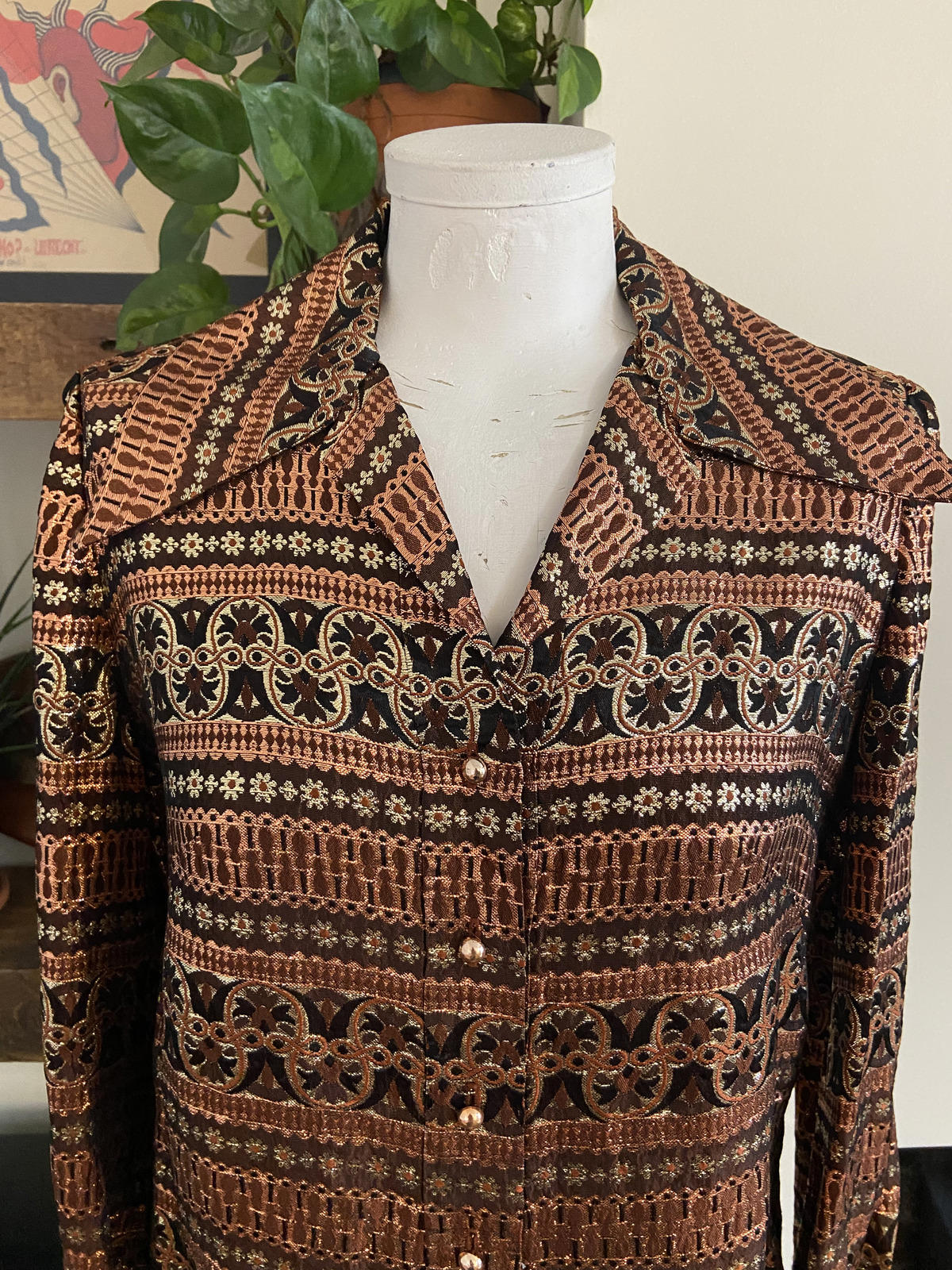 Vintage 1970s Metallic Dagger Collar Shirt