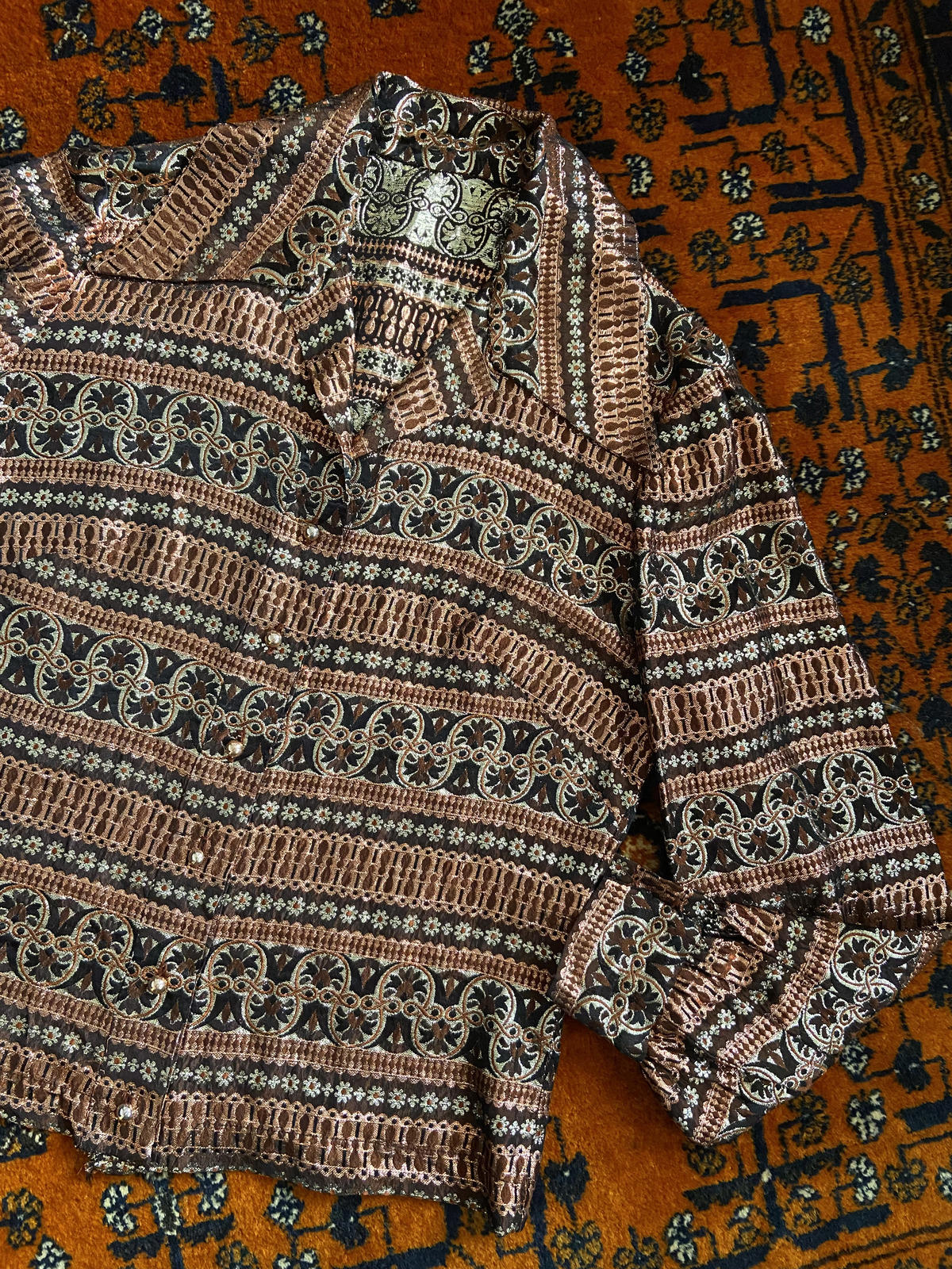 Vintage 1970s Metallic Dagger Collar Shirt