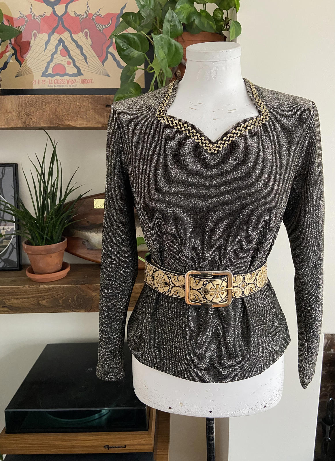 Vintage 1980s Gold Black Lurex Top