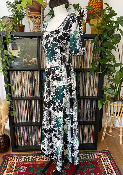 Vintage 1970s White Green Black Maxi Dress