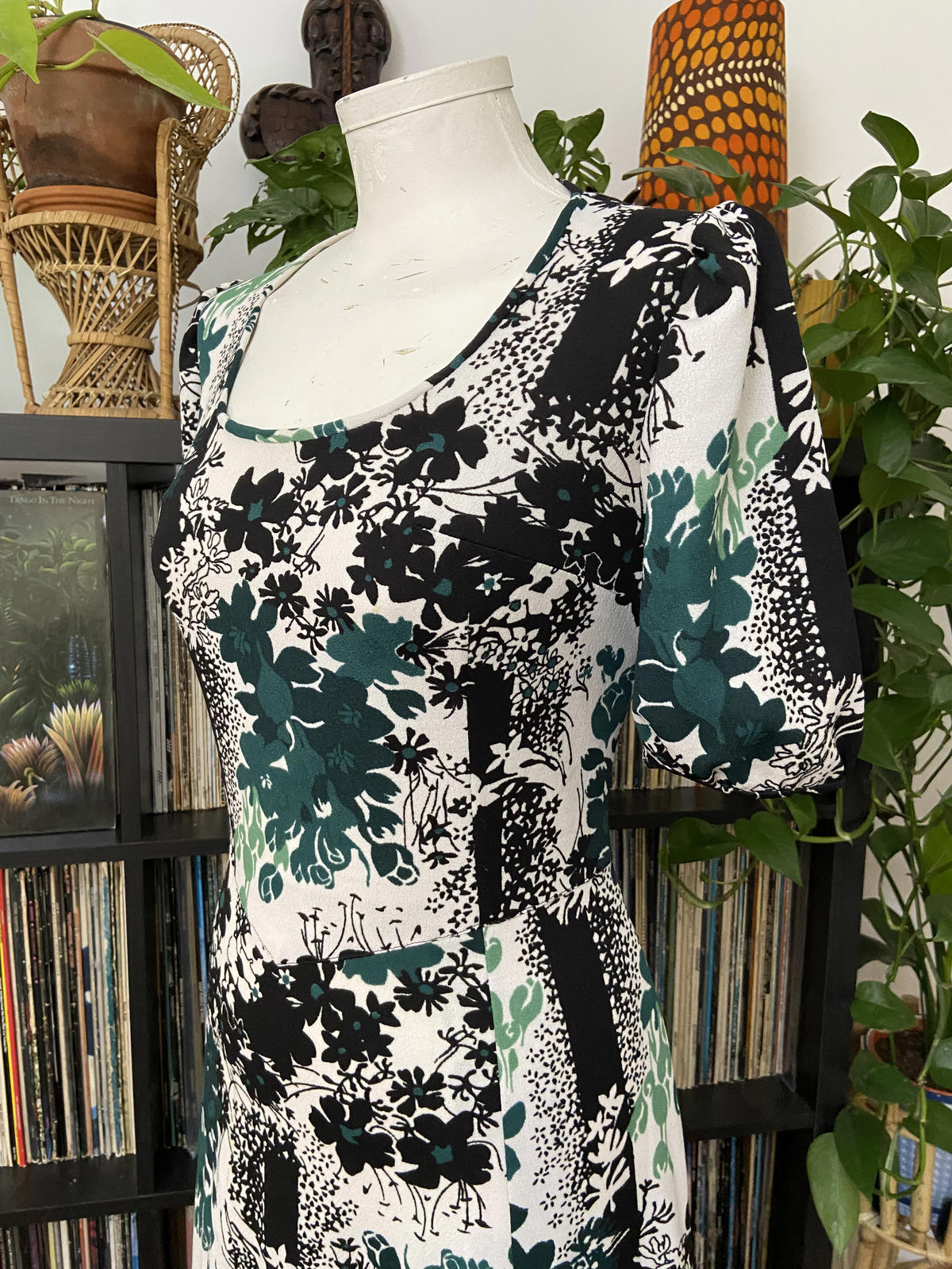 Vintage 1970s White Green Black Maxi Dress