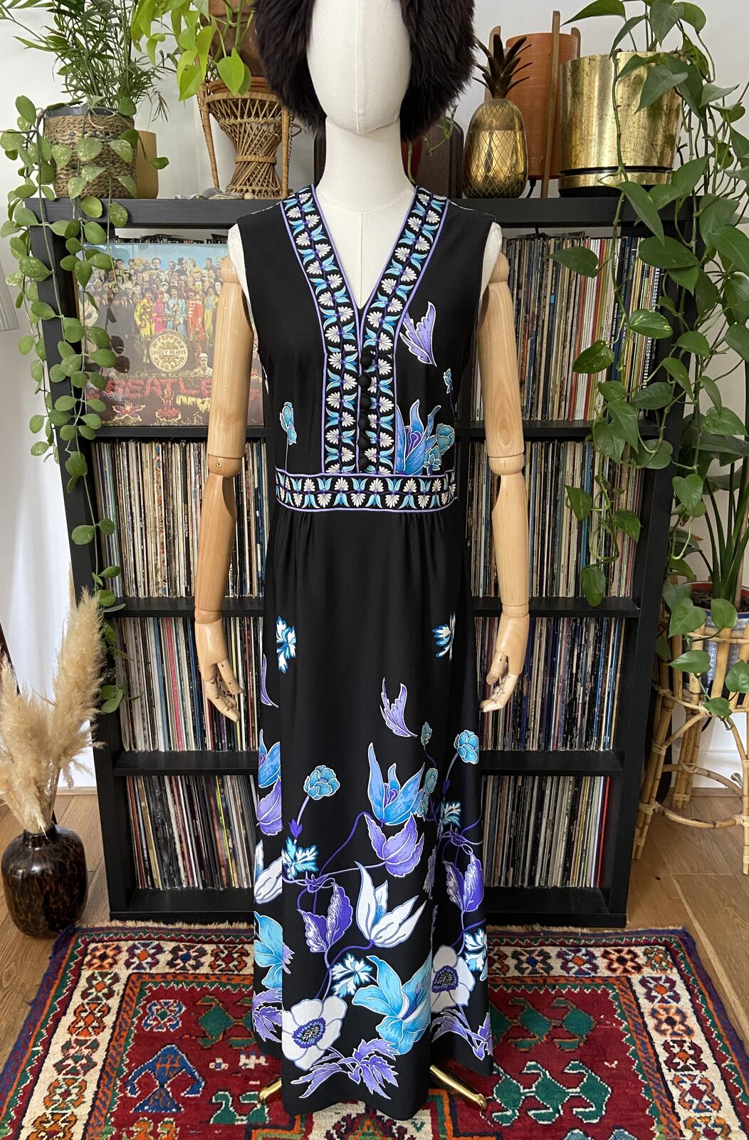 Vintage 1970s Blue Floral Sleeveless Maxi Dress