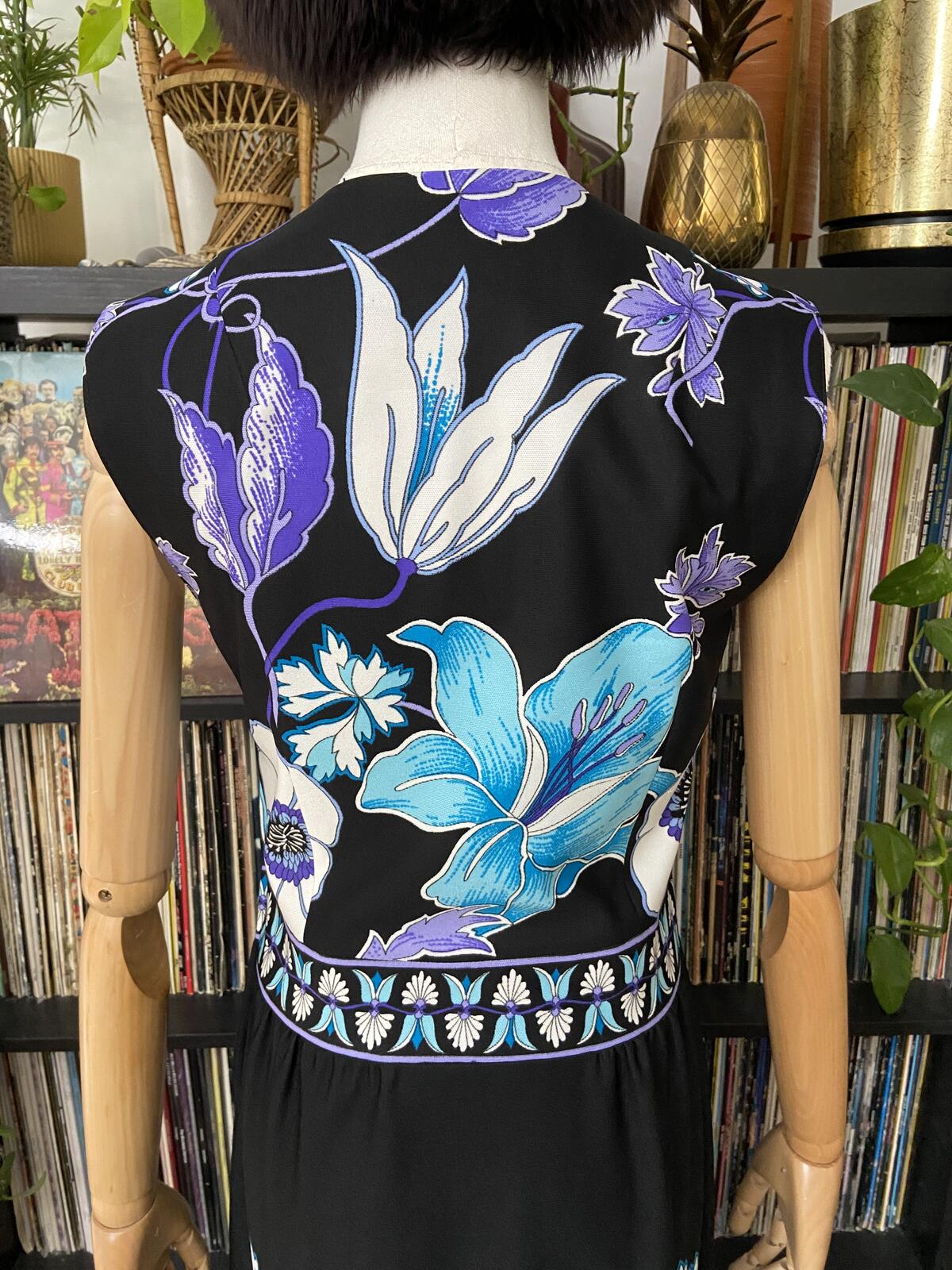Vintage 1970s Blue Floral Sleeveless Maxi Dress