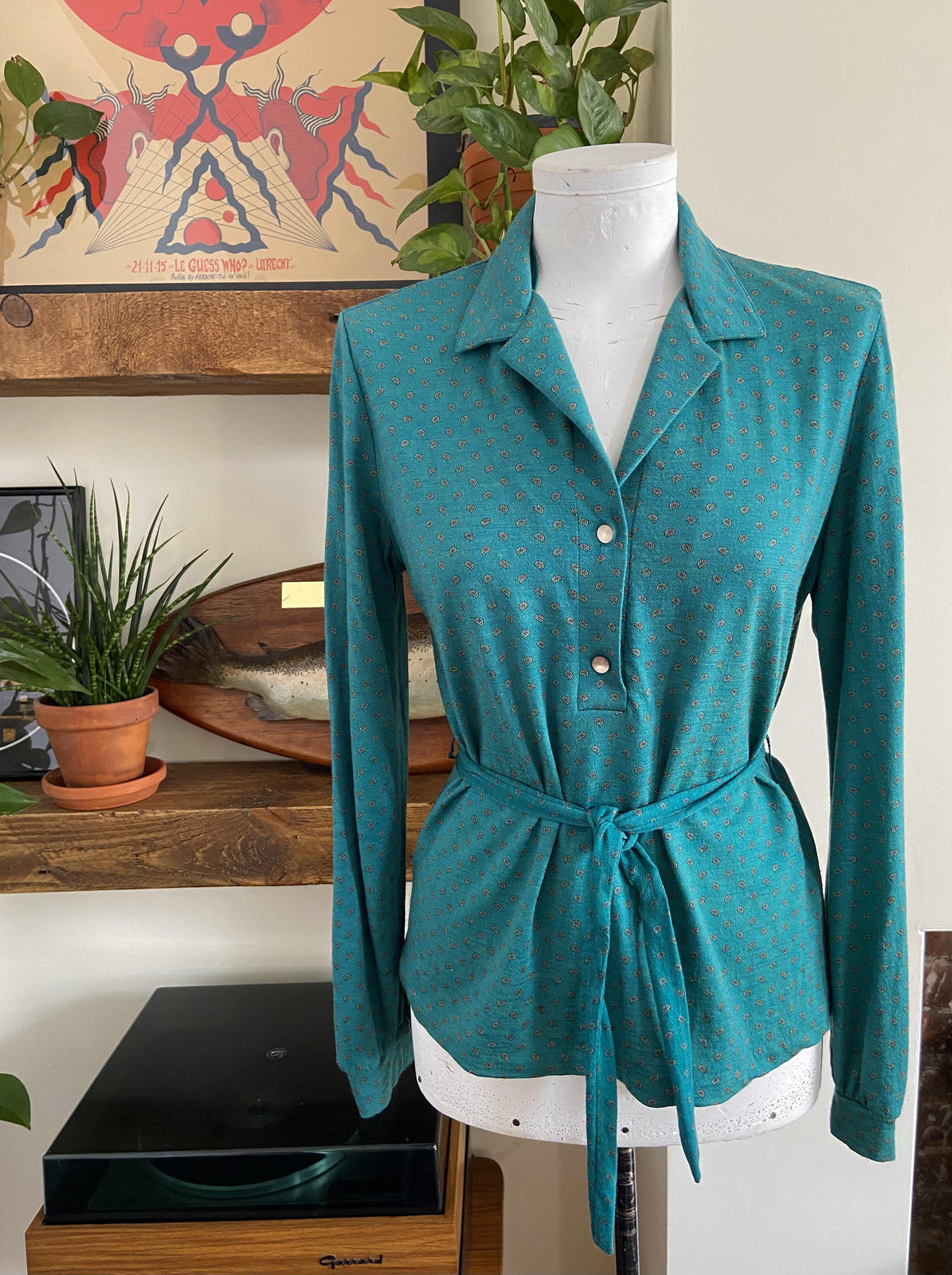 Vintage Italian Green Paisley Tie Top