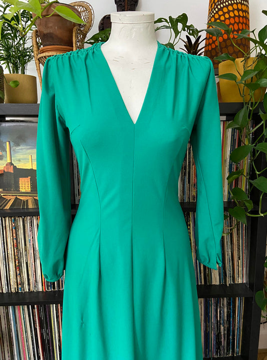 Vintage 1970s Green Ruche Shoulder Maxi Dress