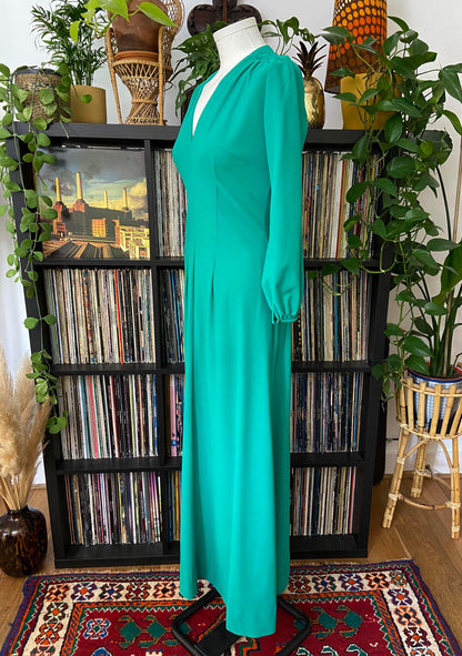 Vintage 1970s Green Ruche Shoulder Maxi Dress