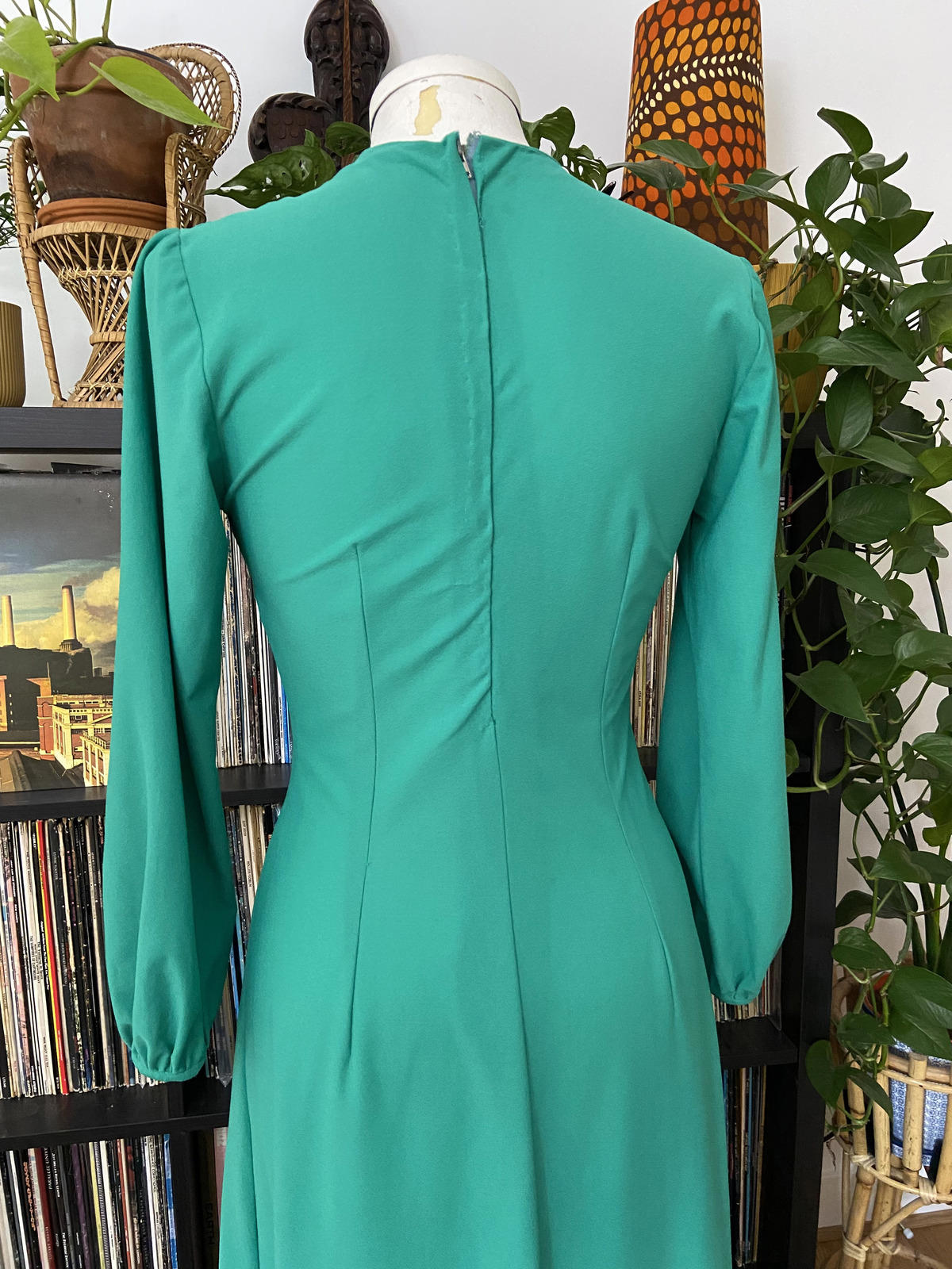 Vintage 1970s Green Ruche Shoulder Maxi Dress