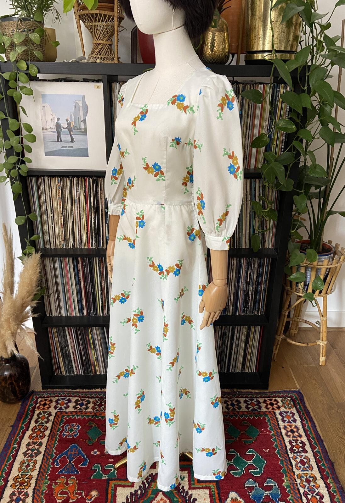 Vintage 1970s Cream Floral Maxi Dress
