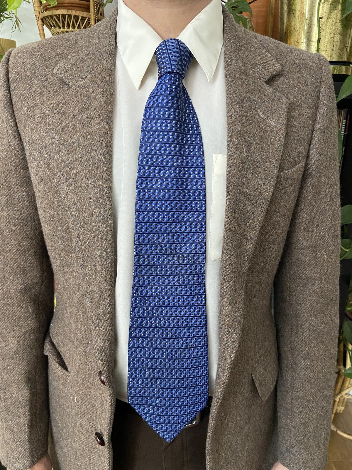 Vintage Valentino Woven Pattern Silk Kipper Tie