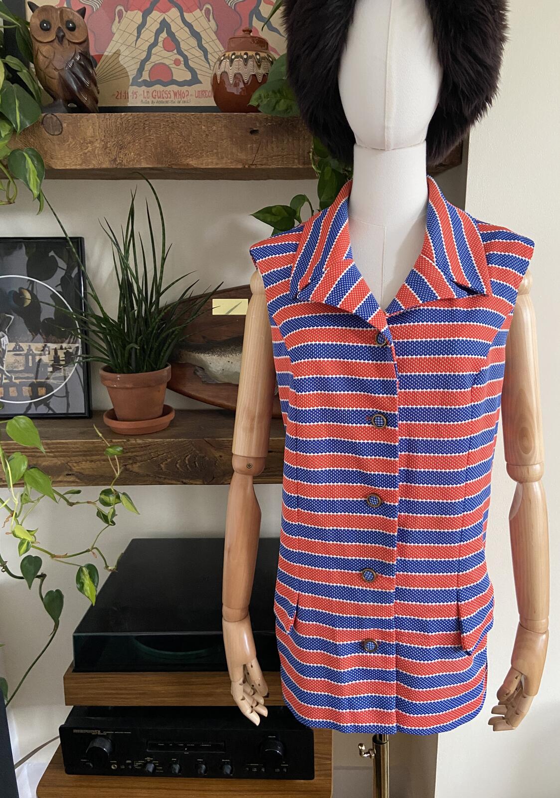 Vintage 1960s Sleeveless Tunic Shirt