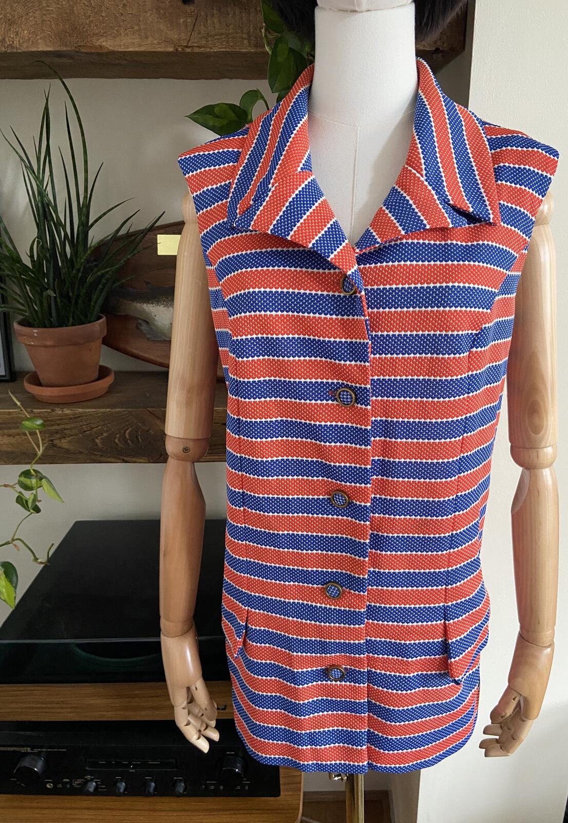 Vintage 1960s Sleeveless Tunic Shirt