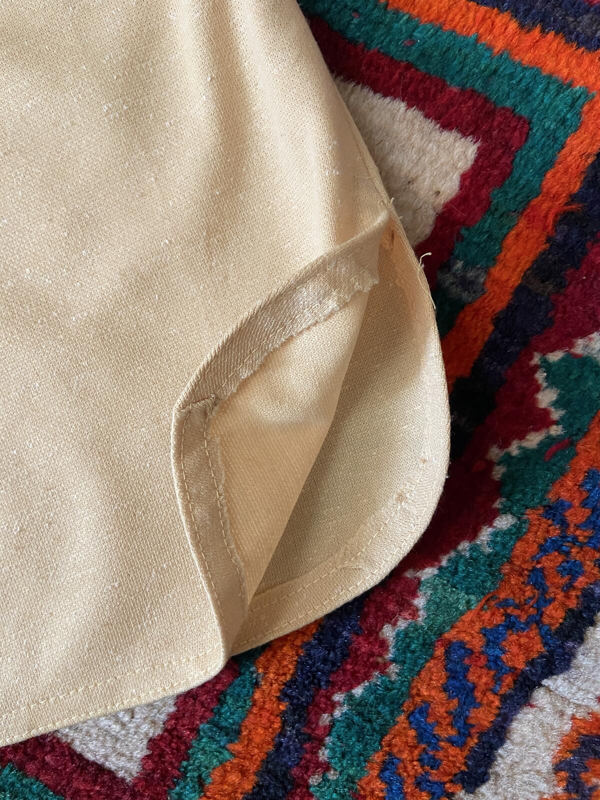 Vintage 1970s Beige Dagger Collar Shirt